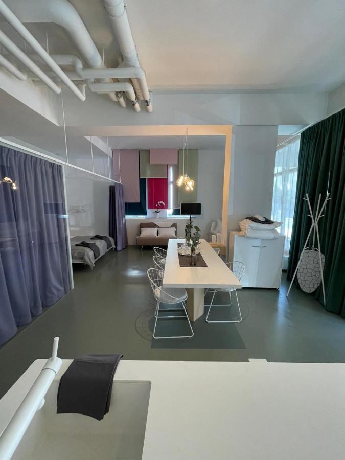 Main Station Design Loft Style Apartment Инсбрук Экстерьер фото